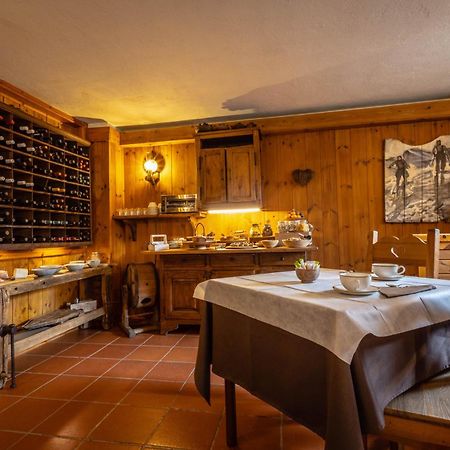Petit Dahu Hotel Cogne Bagian luar foto