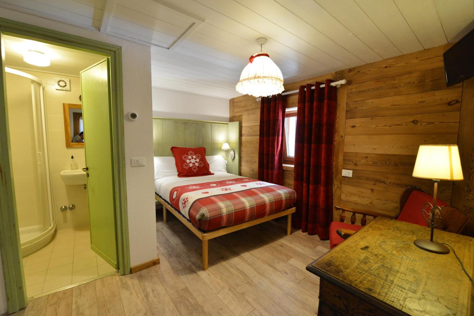 Petit Dahu Hotel Cogne Bagian luar foto