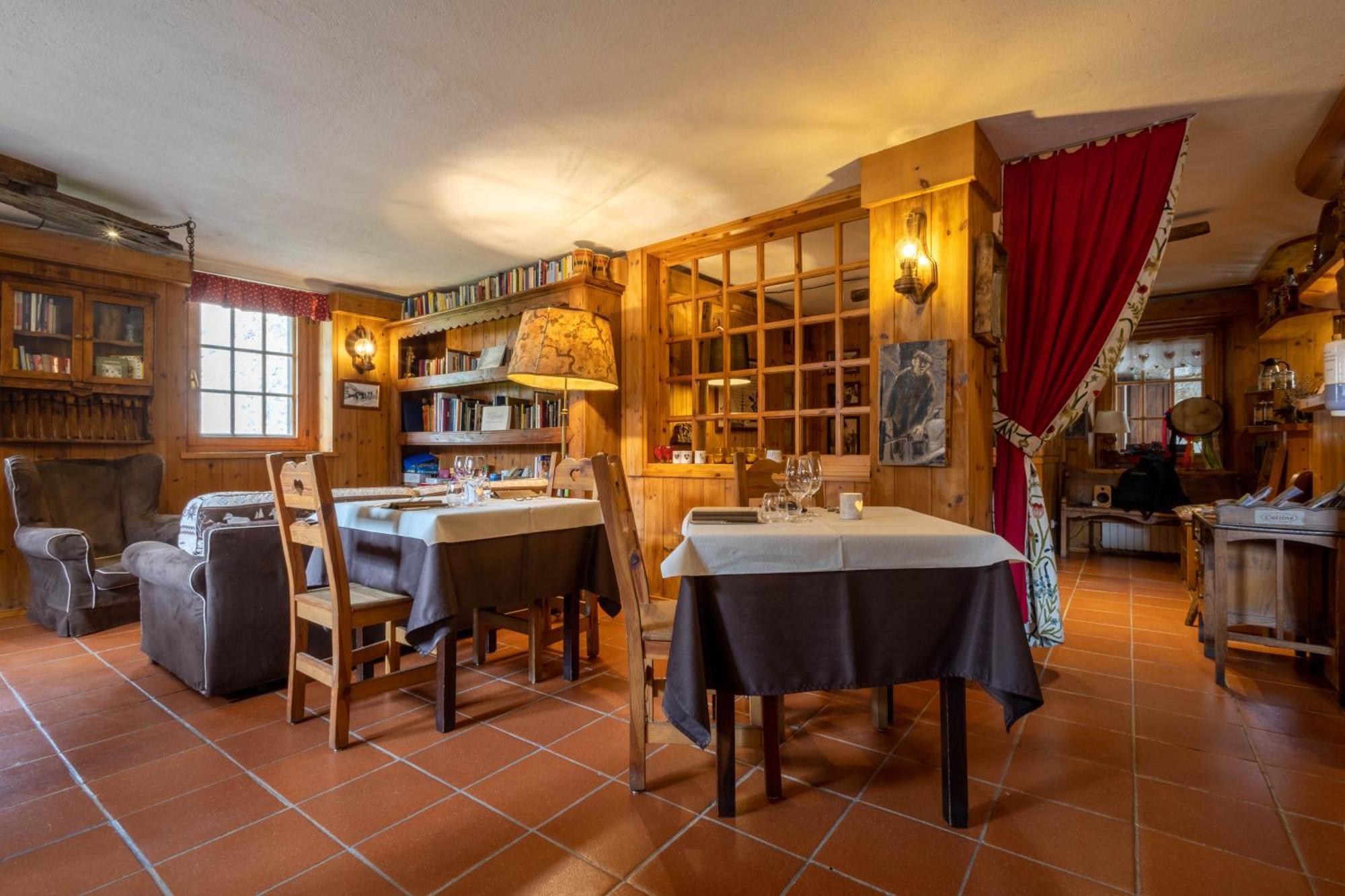 Petit Dahu Hotel Cogne Bagian luar foto